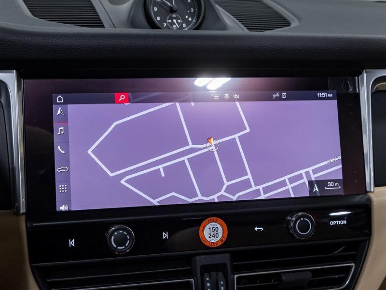 2026 Porsche Macan  Photo