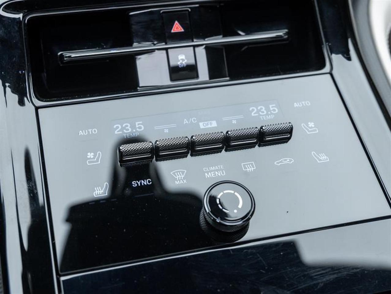 2025 Porsche Panamera  Photo