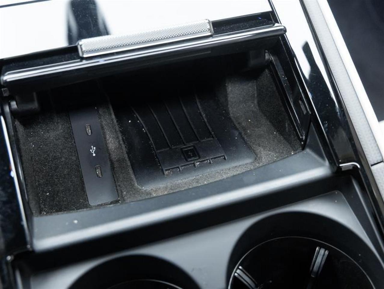 2025 Porsche Panamera  Photo