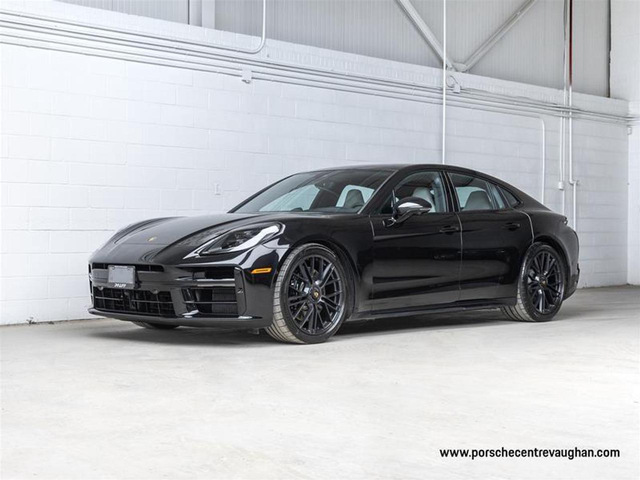 2025 Porsche Panamera  Photo