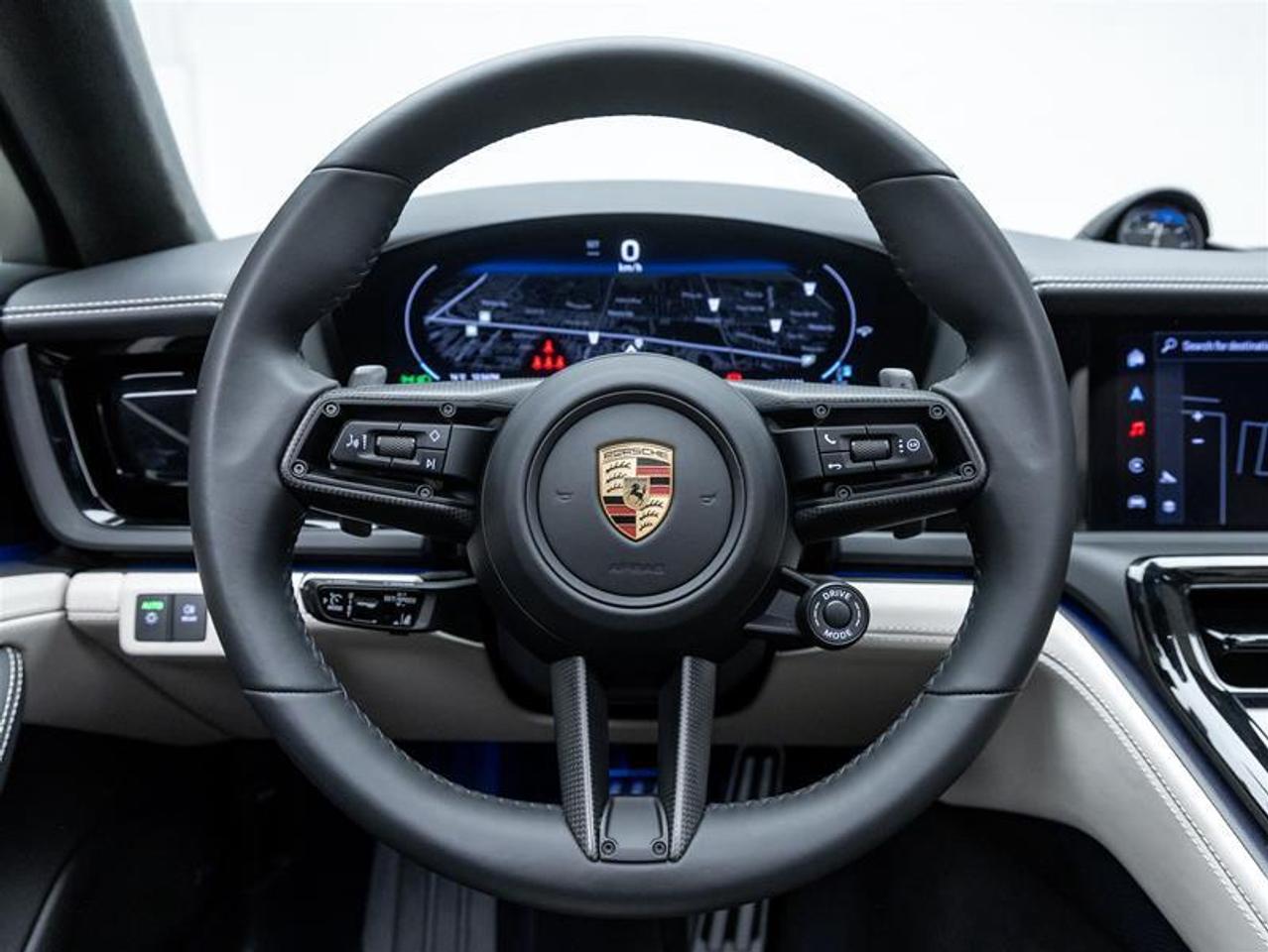 2025 Porsche Panamera  Photo