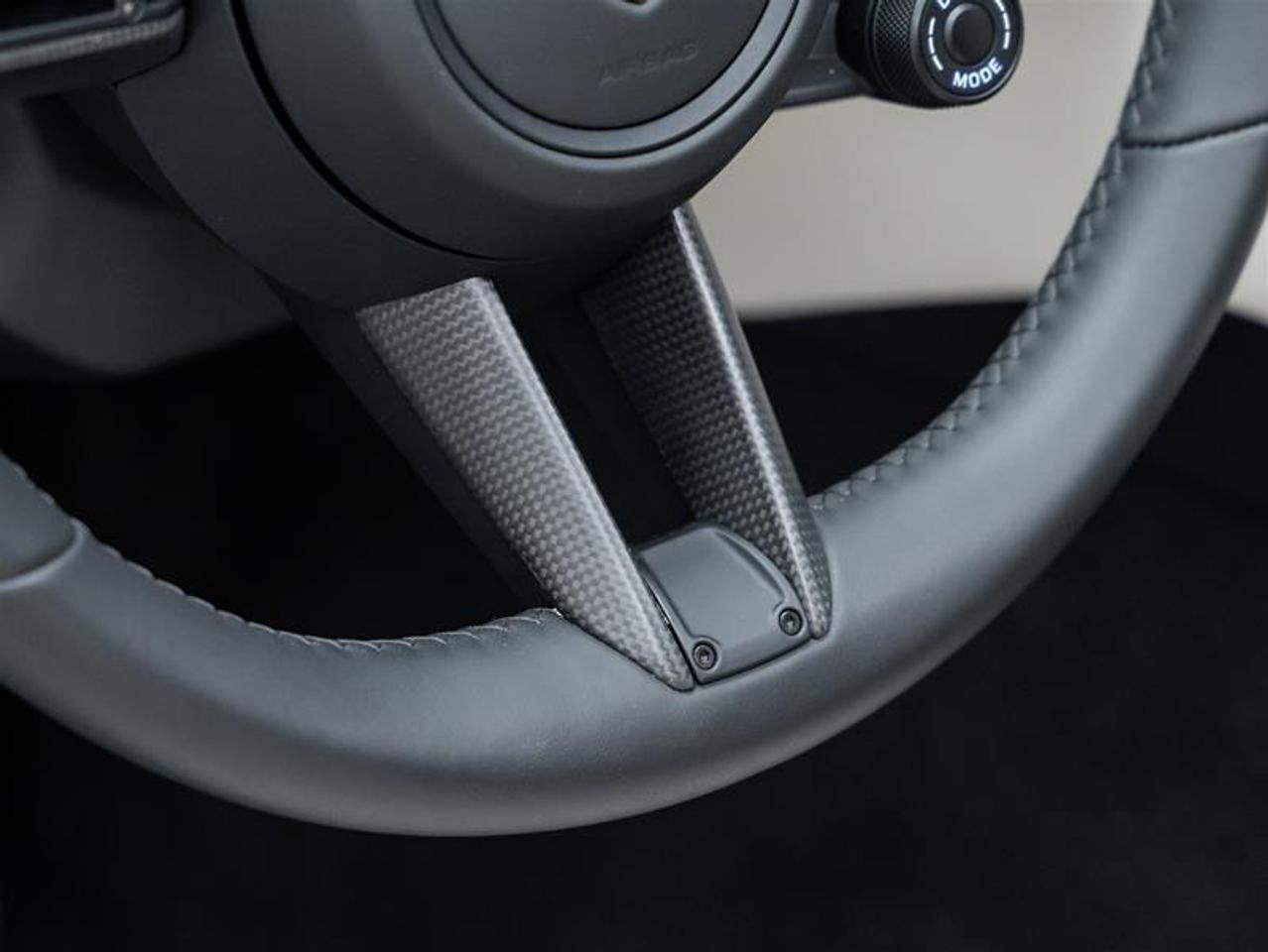 2025 Porsche Panamera  Photo