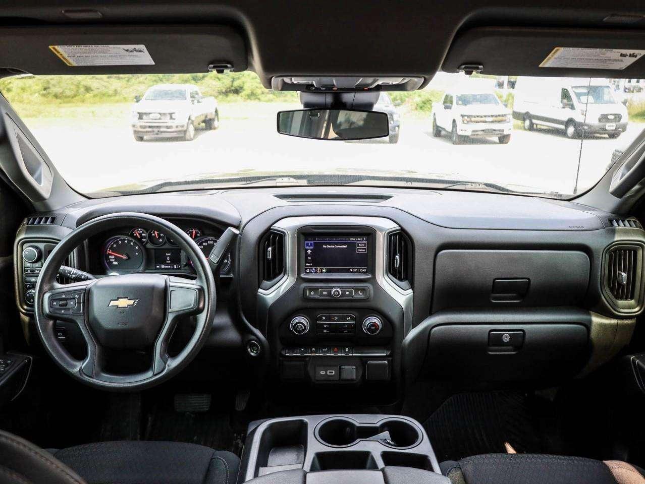2022 Chevrolet Silverado 1500 Custom CLEAN CARFAX, GREAT PRICE $$$ Photo