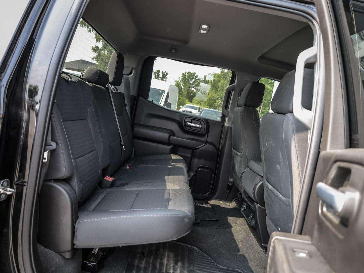 2022 Chevrolet Silverado 1500 Custom CLEAN CARFAX, GREAT PRICE $$$ Photo