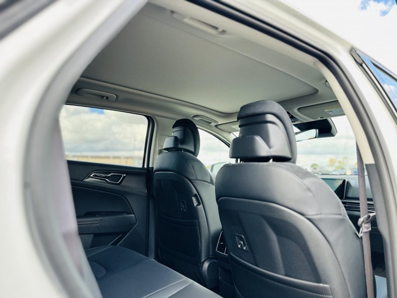 2026 Kia Sportage Hybrid EX Premium AWD Photo