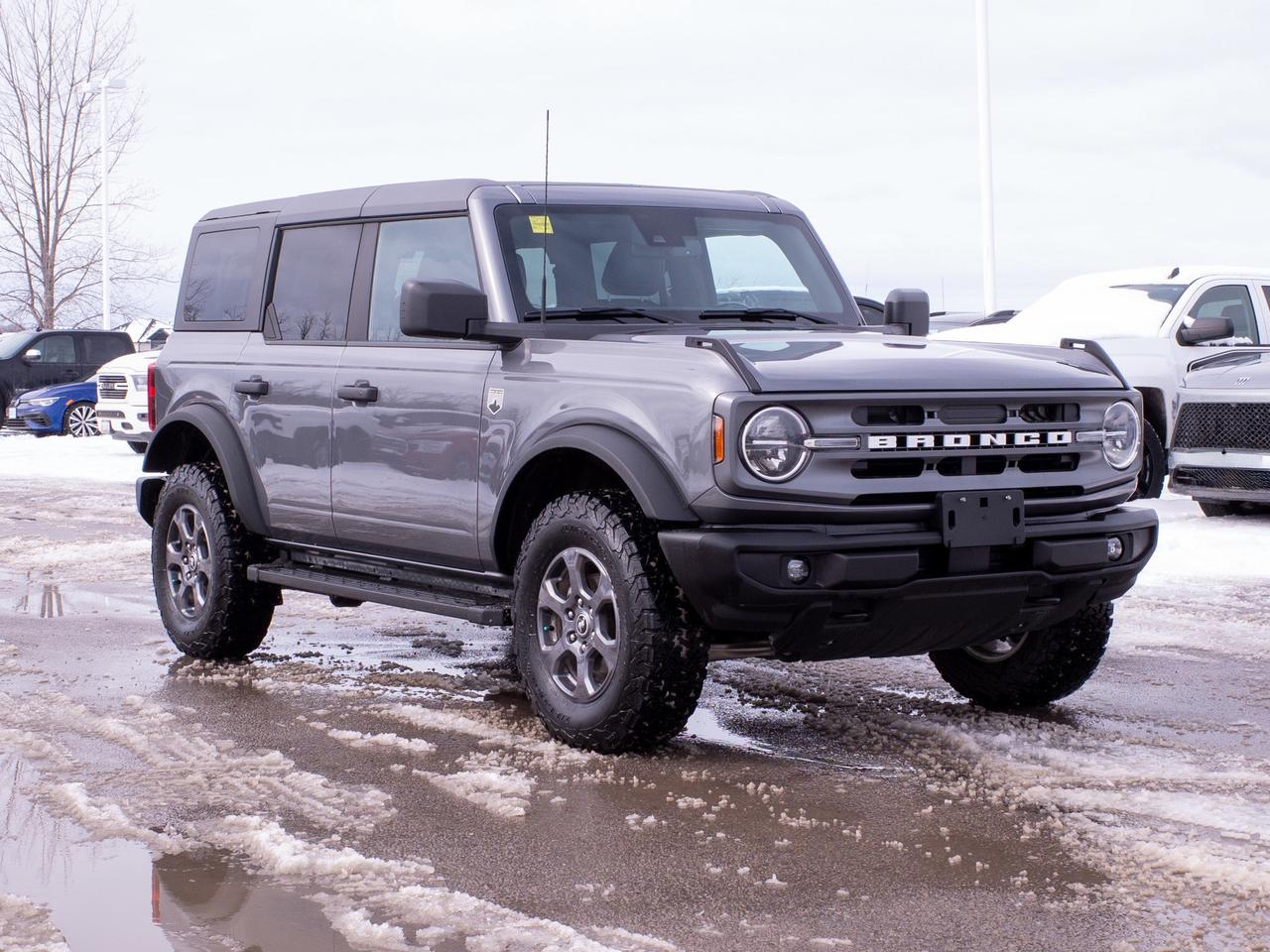 2023 Ford Bronco - Rollover Protection Bars   Heated Mirrors Photo