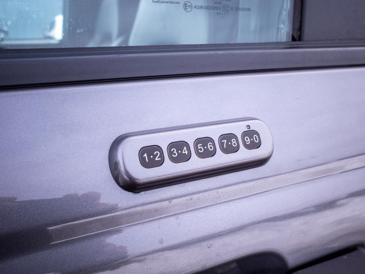 2023 Ford Bronco - Rollover Protection Bars   Heated Mirrors Photo