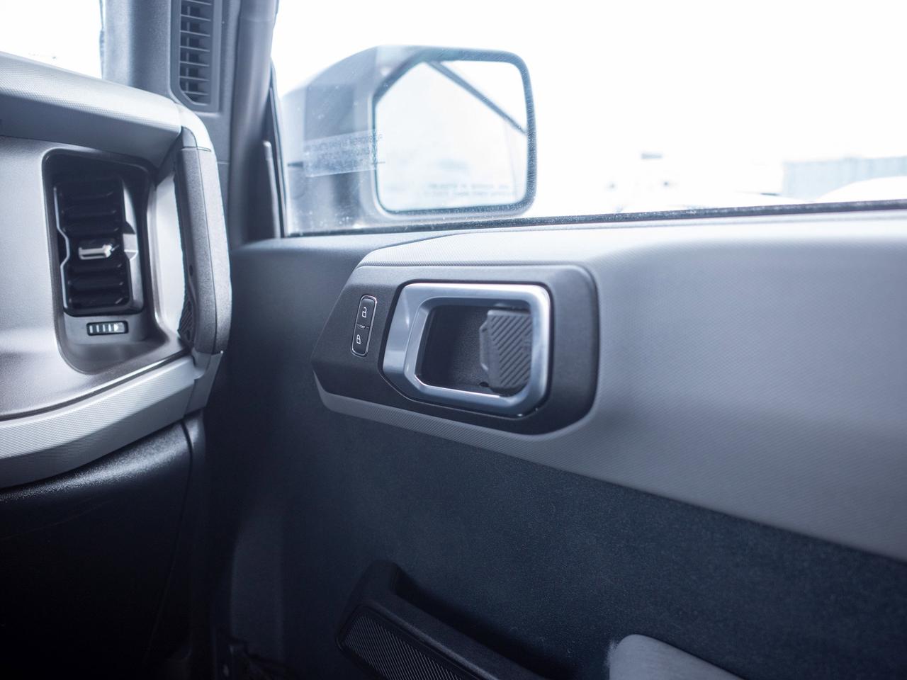 2023 Ford Bronco - Rollover Protection Bars   Heated Mirrors Photo