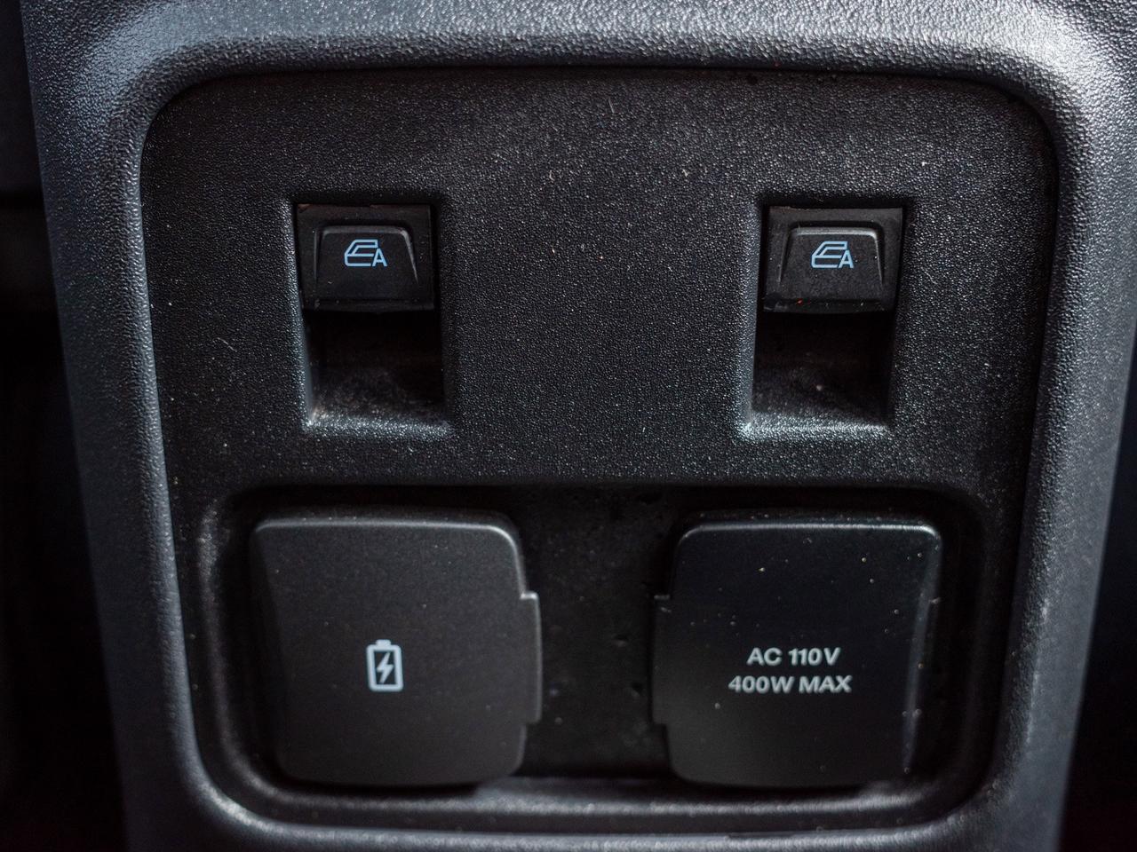 2023 Ford Bronco - Rollover Protection Bars   Heated Mirrors Photo