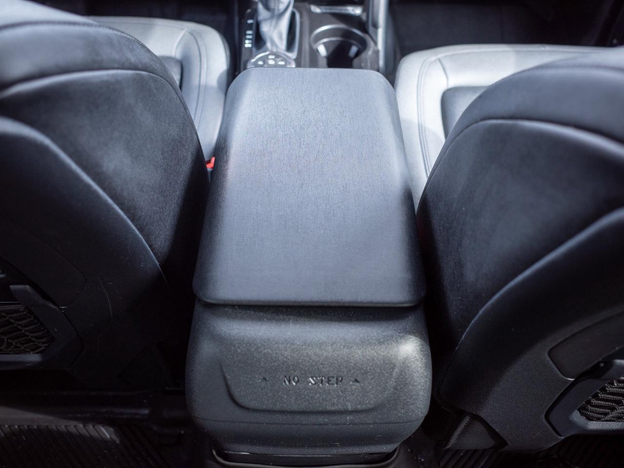 2023 Ford Bronco - Rollover Protection Bars   Heated Mirrors Photo