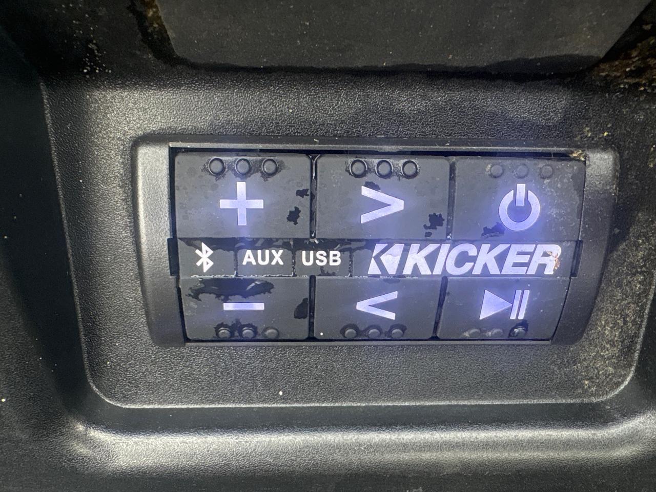 2024 GMC Sierra 1500 AT4X Crew + 6.2L + Heated Cooled Massaging Buckets Photo