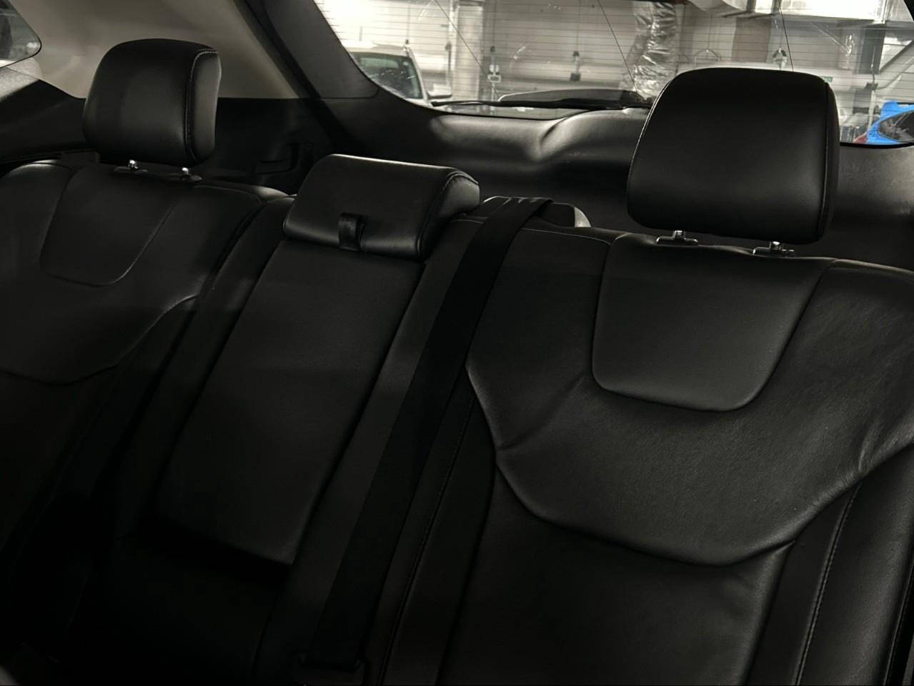 2020 Ford Edge TITANIUM 4DR ALL-WHEEL DRIVE Photo