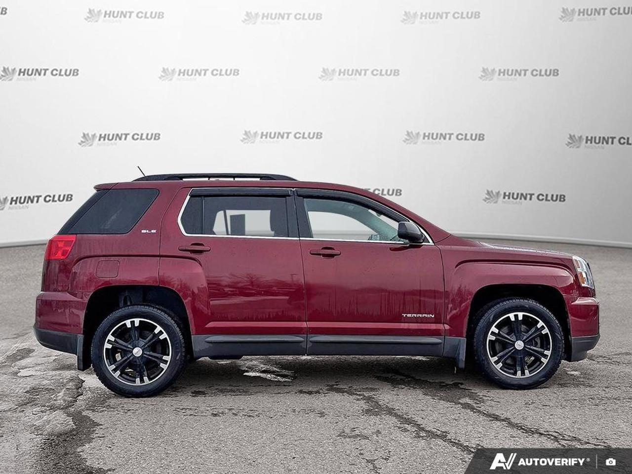 2017 GMC Terrain SLE   Heated Seats   Rear Camera   Alloy Rims Photo