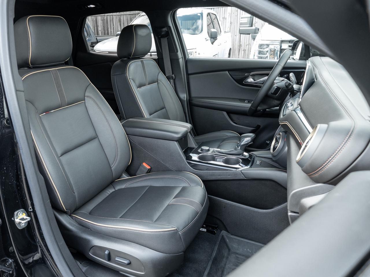 2023 Chevrolet Blazer AWD   V6   Panoramic Roof   Bose   Tow Package Photo