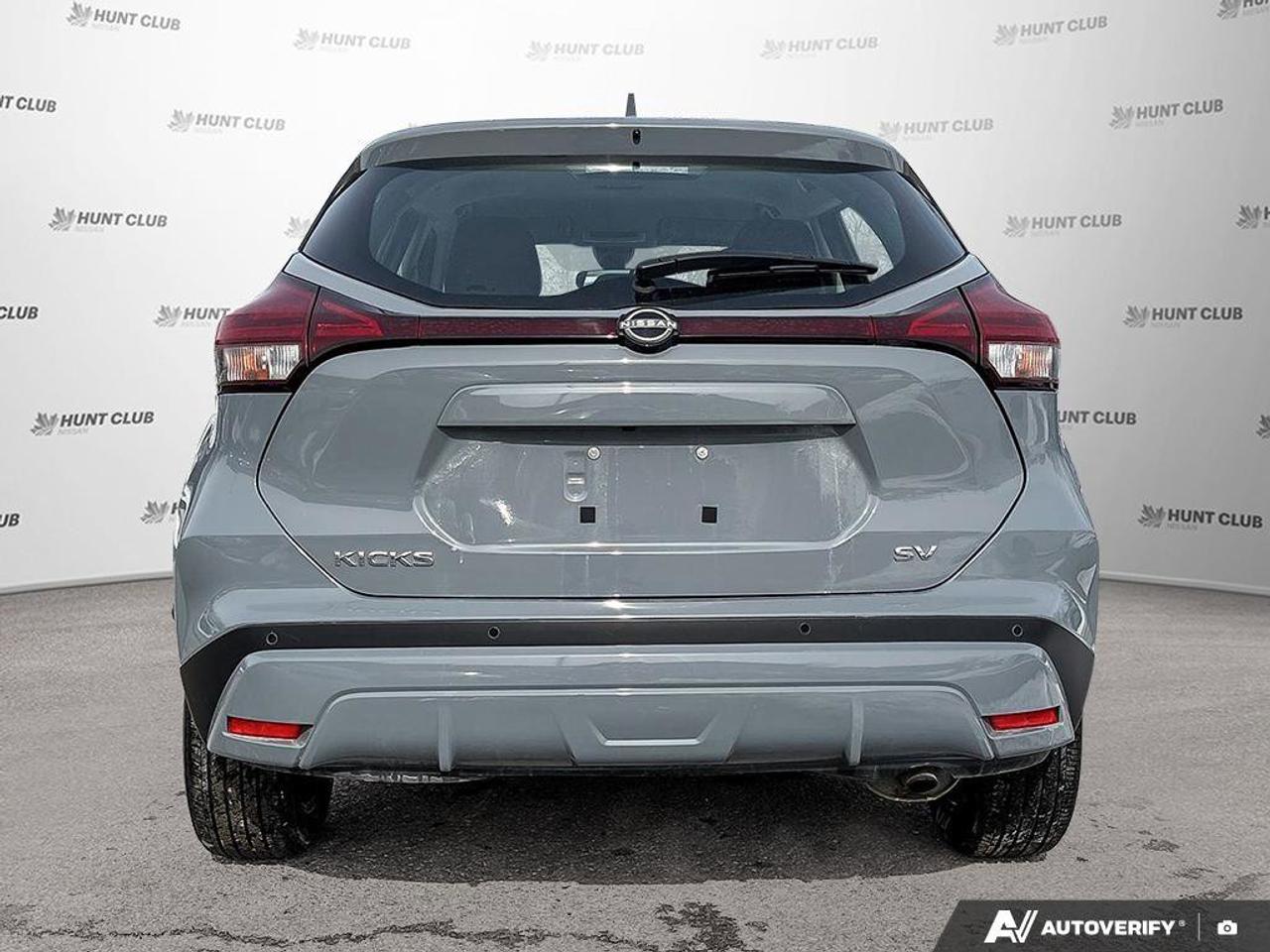 2023 Nissan Kicks SV Photo