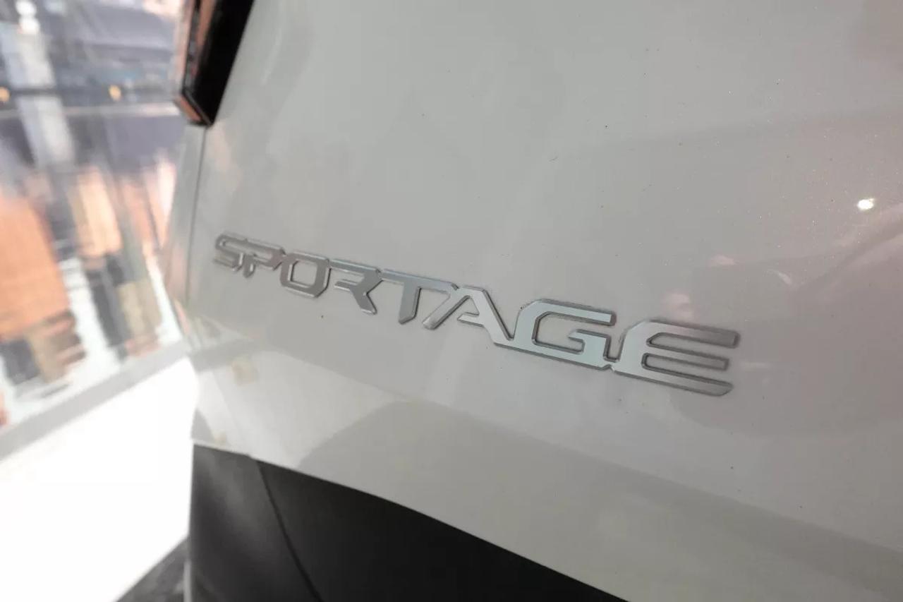 2023 Kia Sportage X-LINE LIMITED   AWD   HEATED SEATS   HEATED WHEEL Photo