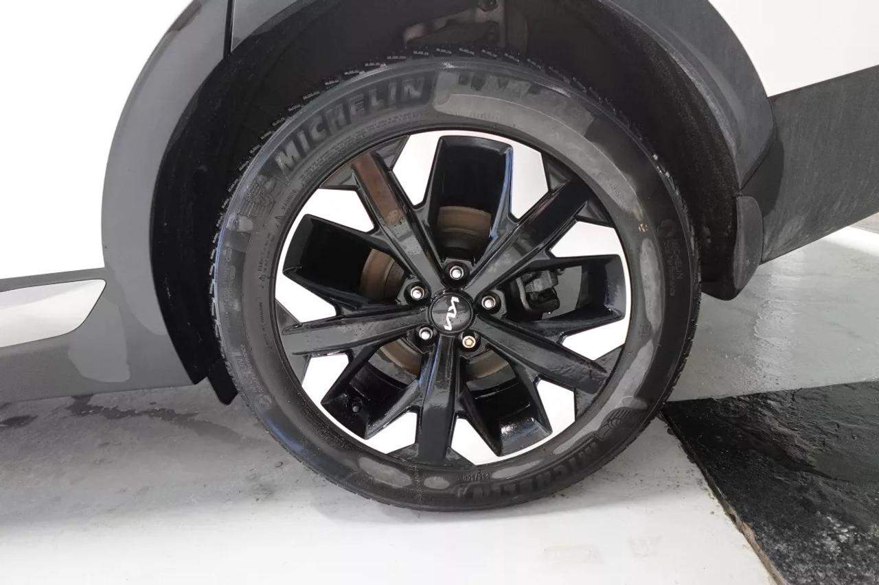 2023 Kia Sportage X-LINE LIMITED   AWD   HEATED SEATS   HEATED WHEEL Photo