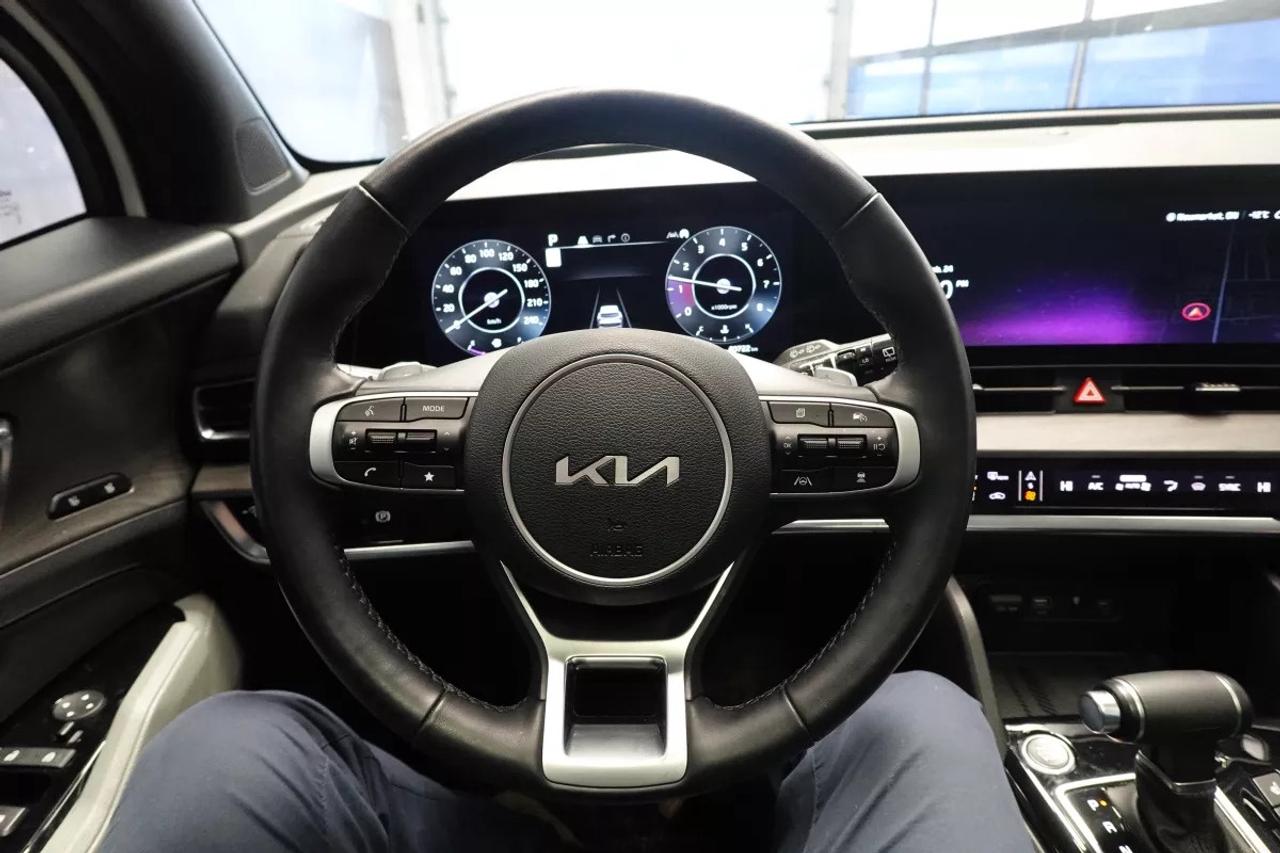 2023 Kia Sportage X-LINE LIMITED   AWD   HEATED SEATS   HEATED WHEEL Photo