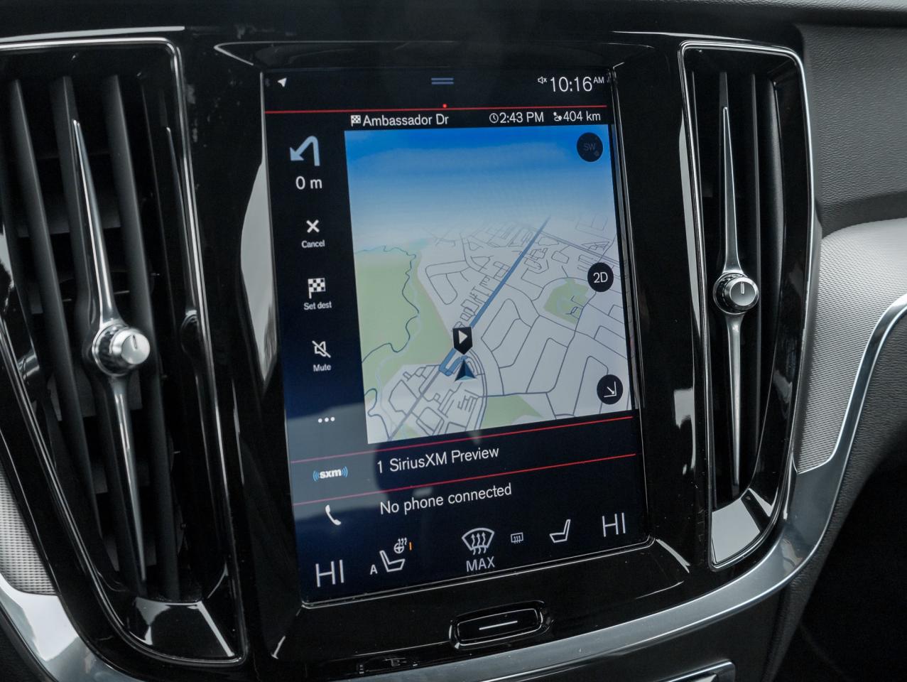 2019 Volvo S60 T6 AWD R-Design  LOW MILEAGE  TRADE IN  B& WILKINS Photo