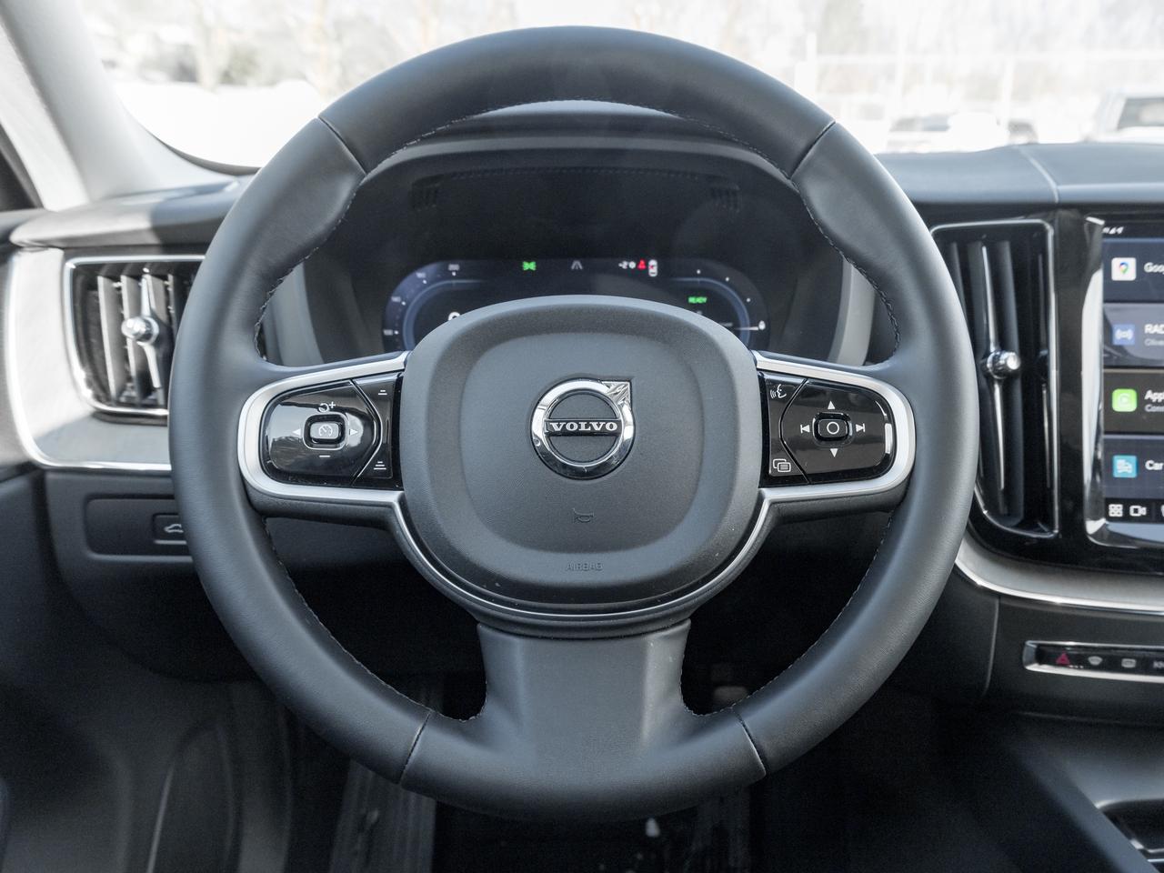 2025 Volvo XC60 Plug-In Hybrid T8 AWD Plus Dark Theme  CPO FINANCE RATE FR 3.49%* Photo