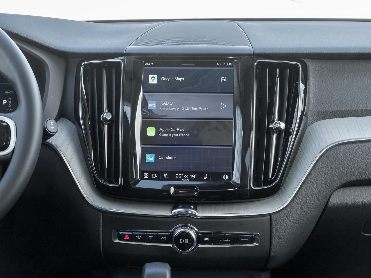 2025 Volvo XC60 Plug-In Hybrid T8 AWD Plus Dark Theme  CPO FINANCE RATE FR 3.49%* Photo