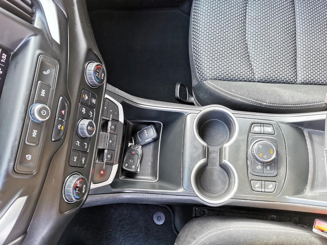 2022 GMC Terrain SLE Photo