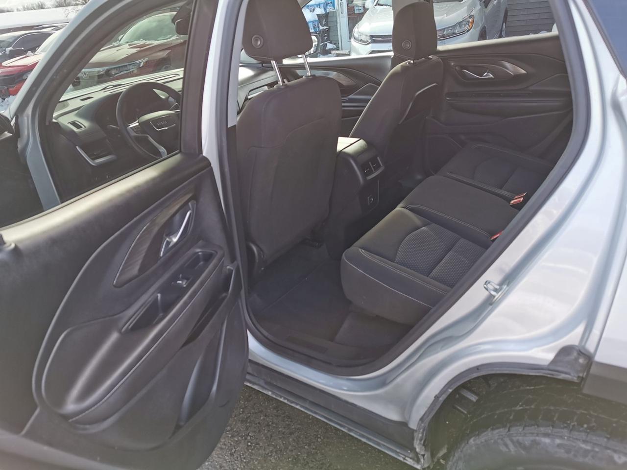 2022 GMC Terrain SLE Photo
