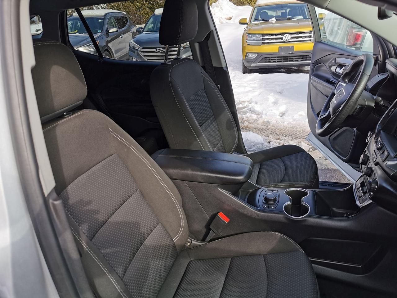 2022 GMC Terrain SLE Photo
