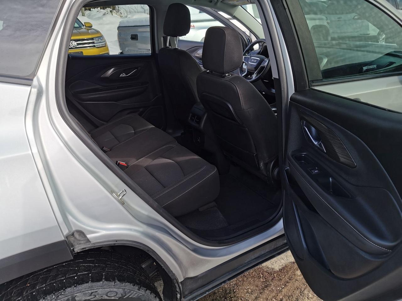 2022 GMC Terrain SLE Photo