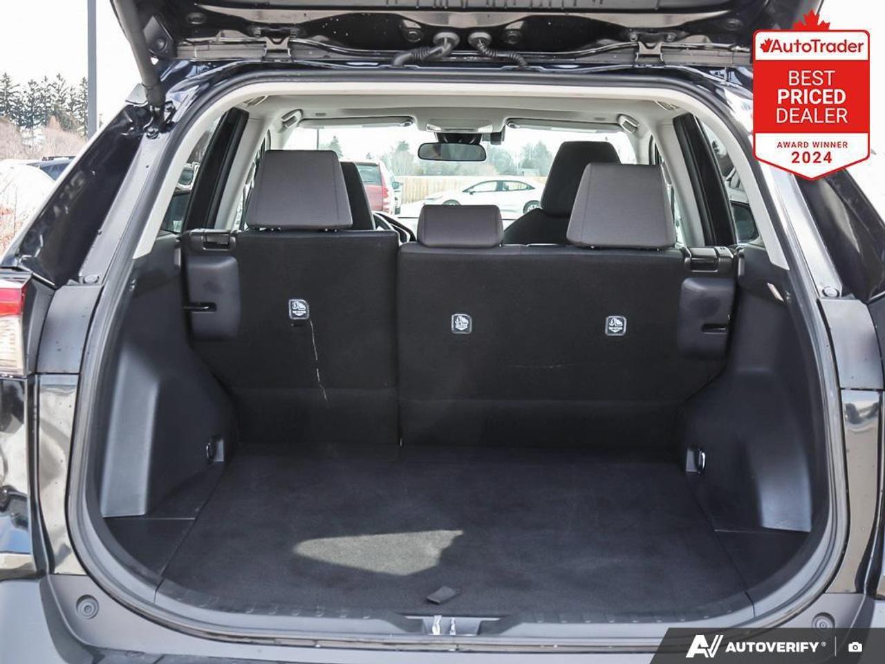 2025 Toyota RAV4 XLE 4dr All-wheel Drive Photo
