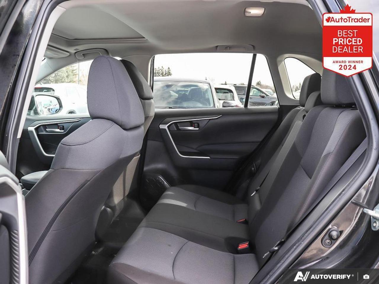 2025 Toyota RAV4 XLE 4dr All-wheel Drive Photo