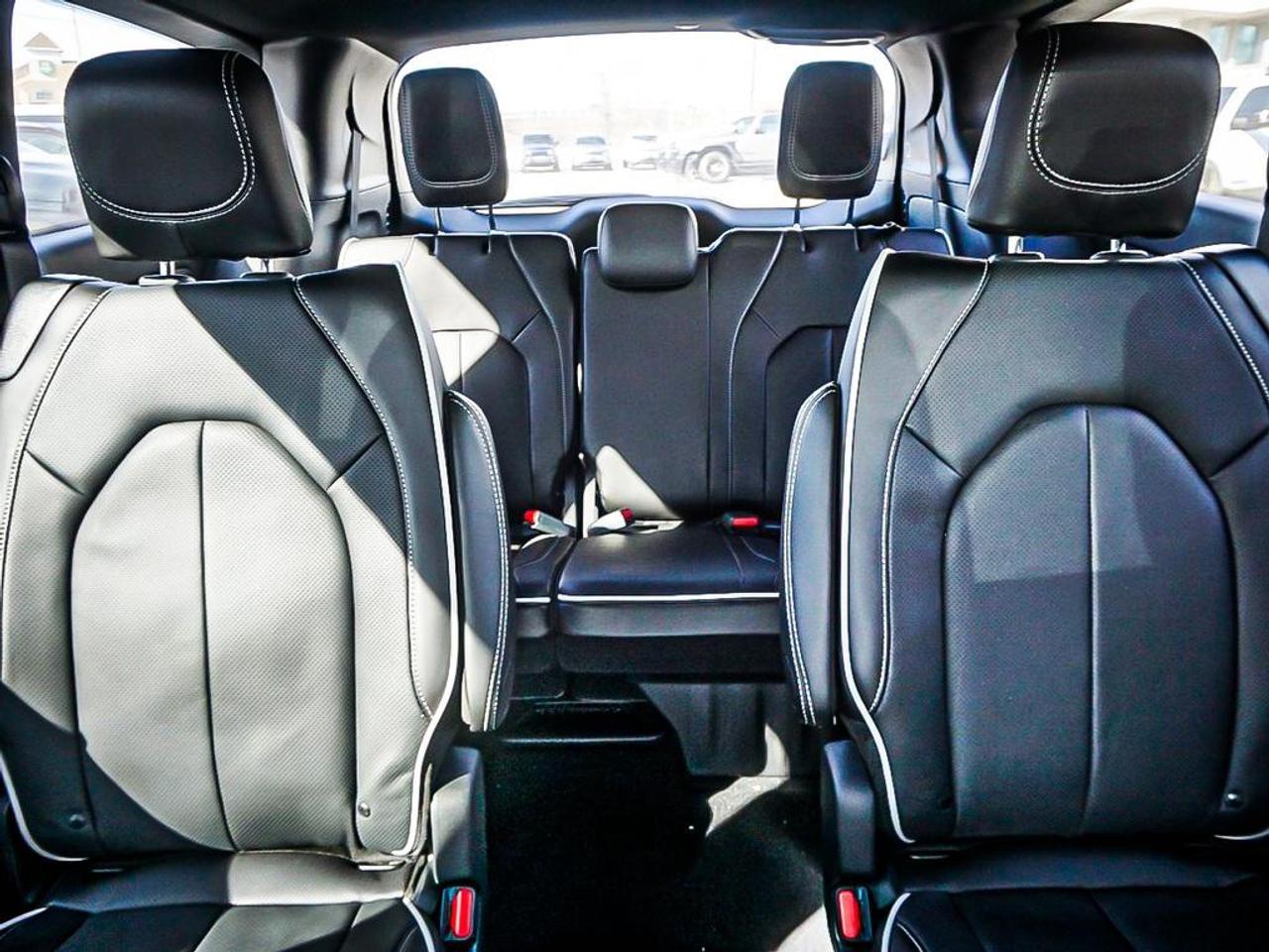 2026 Chrysler Pacifica  Photo