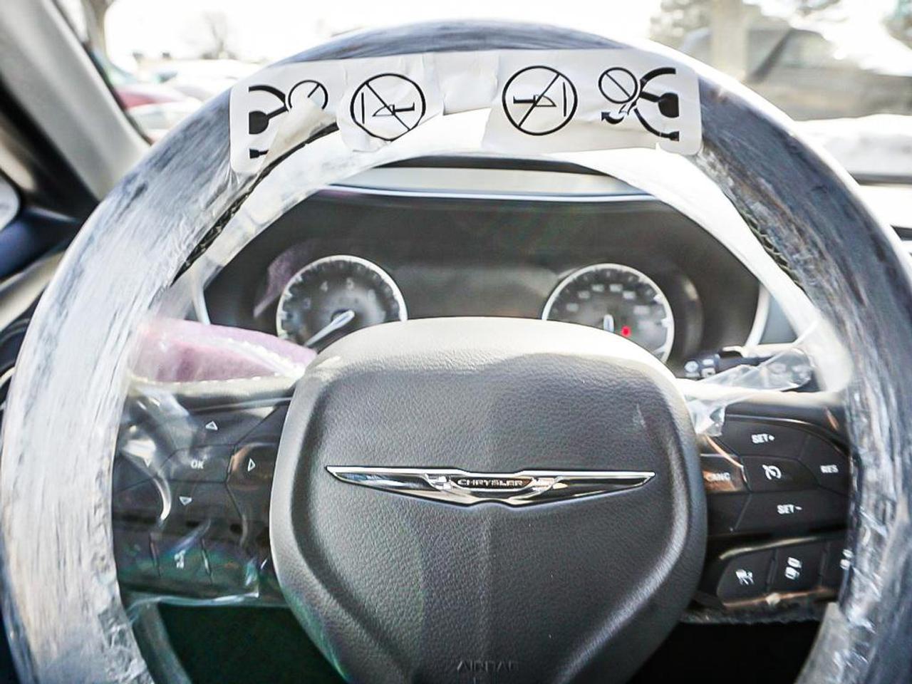 2026 Chrysler Pacifica  Photo