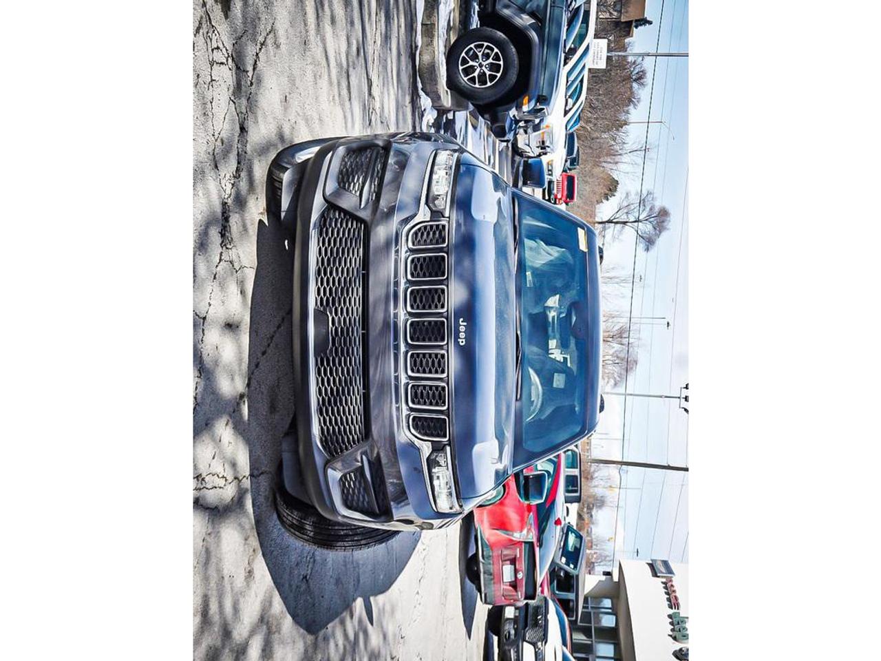 2026 Jeep Grand Cherokee  Photo2