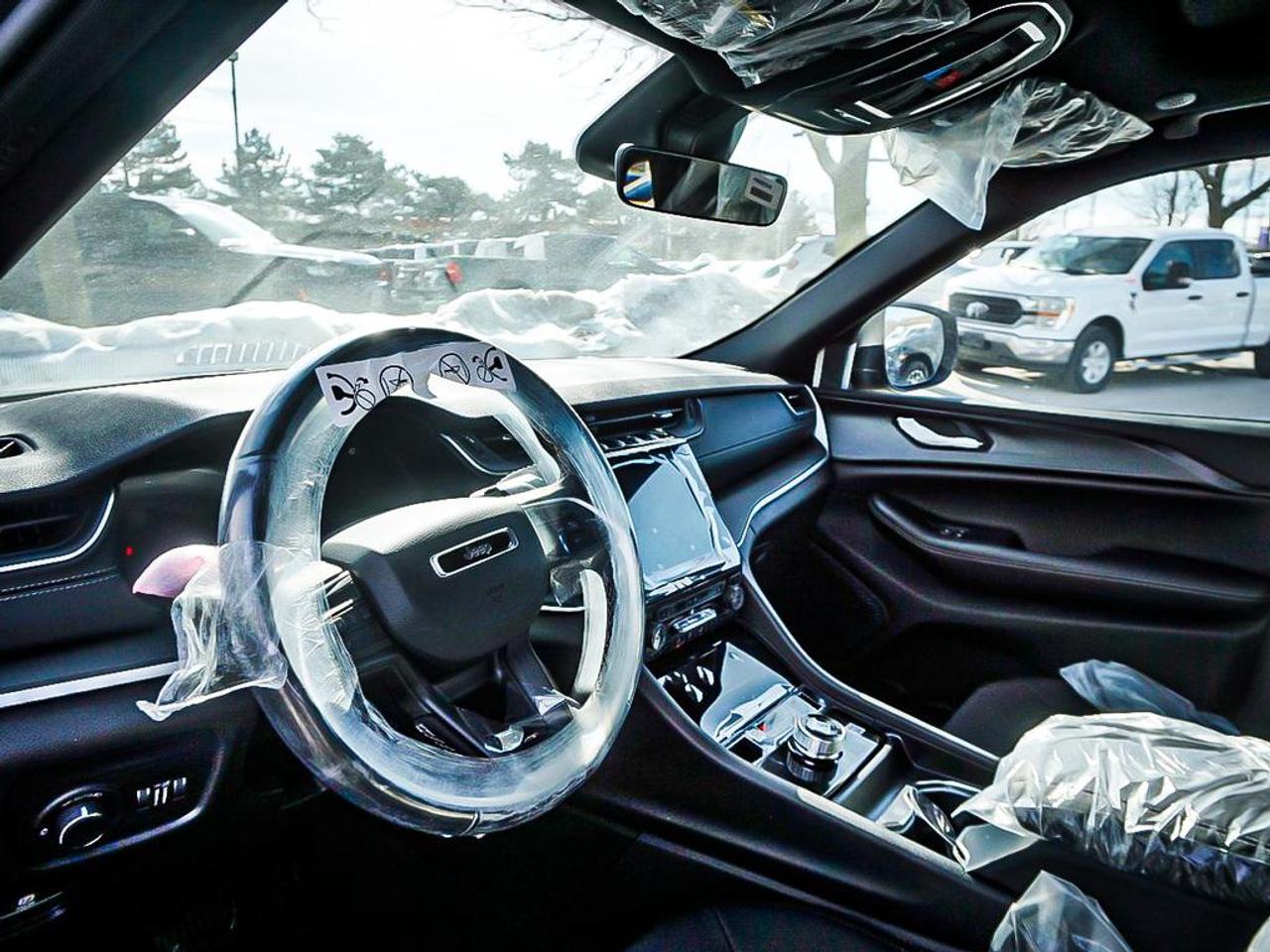 2026 Jeep Grand Cherokee  Photo