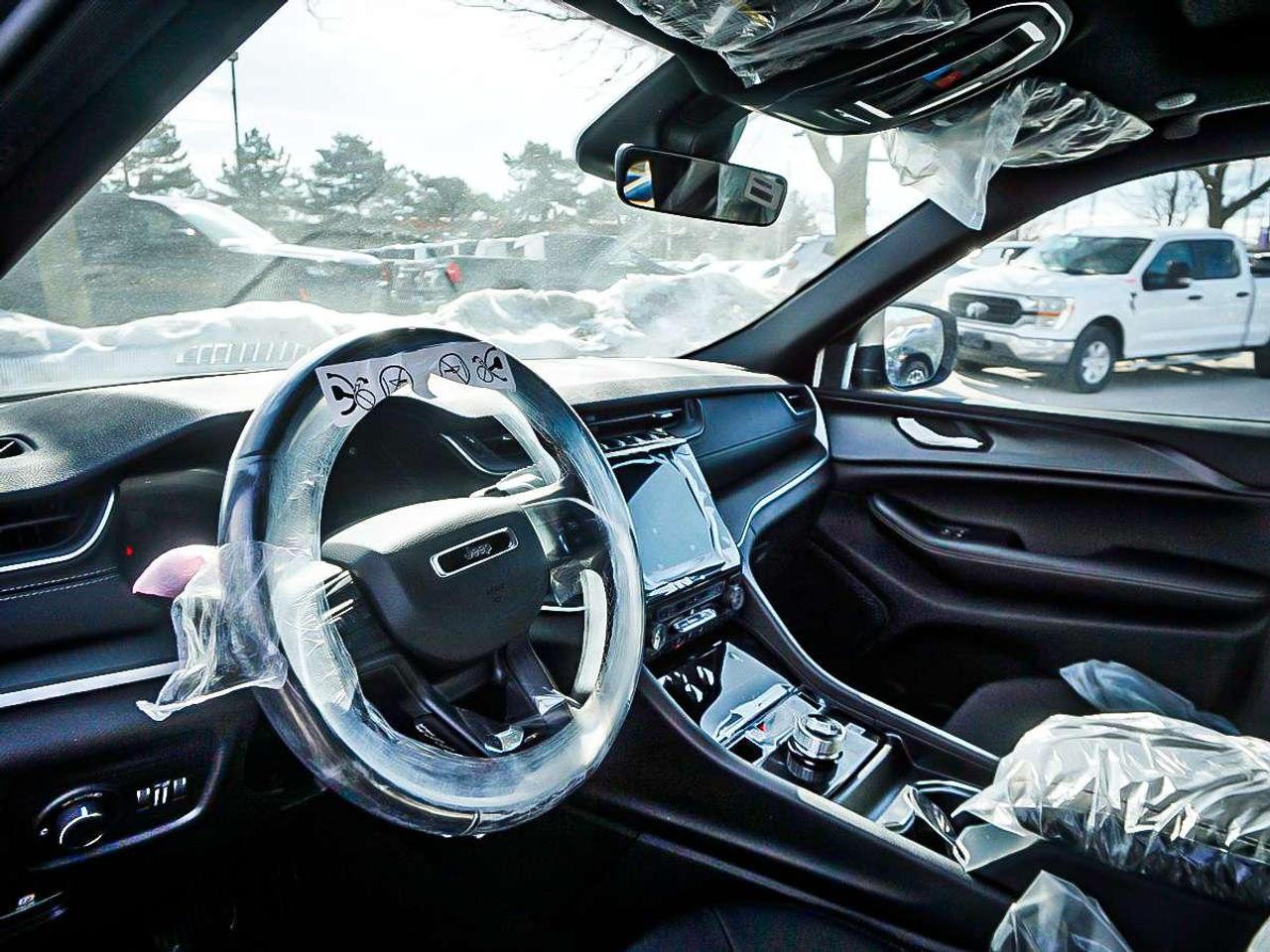 2026 Jeep Grand Cherokee  Photo