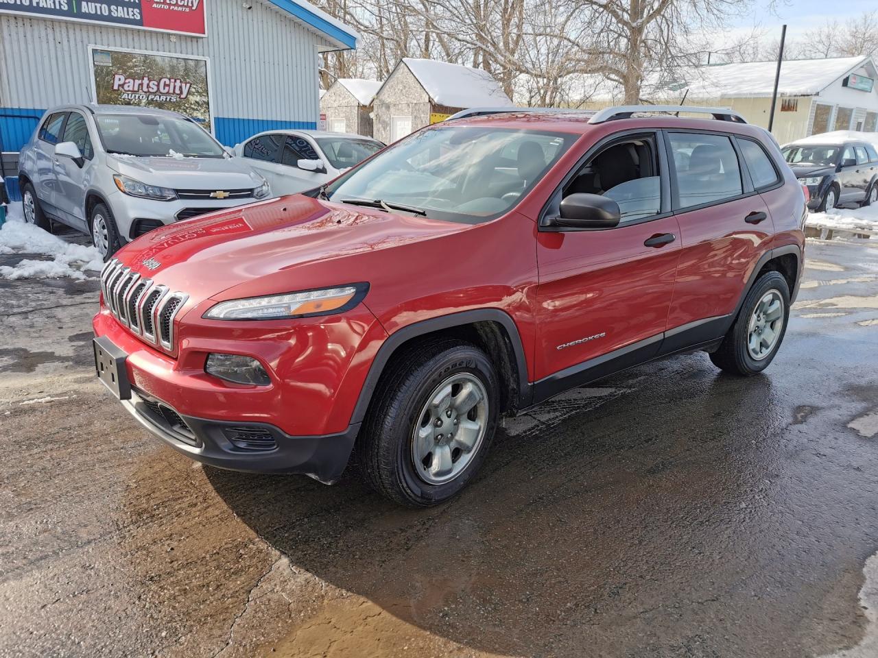 2016 Jeep Cherokee Sport Photo