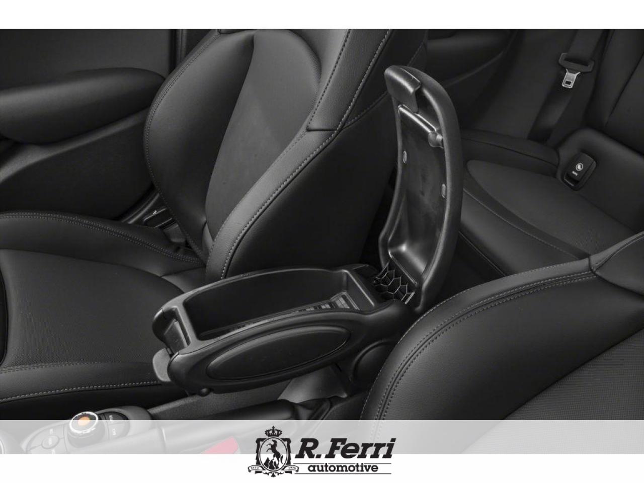 2021 MINI 5 Door Cooper S 4dr Hatchback Photo