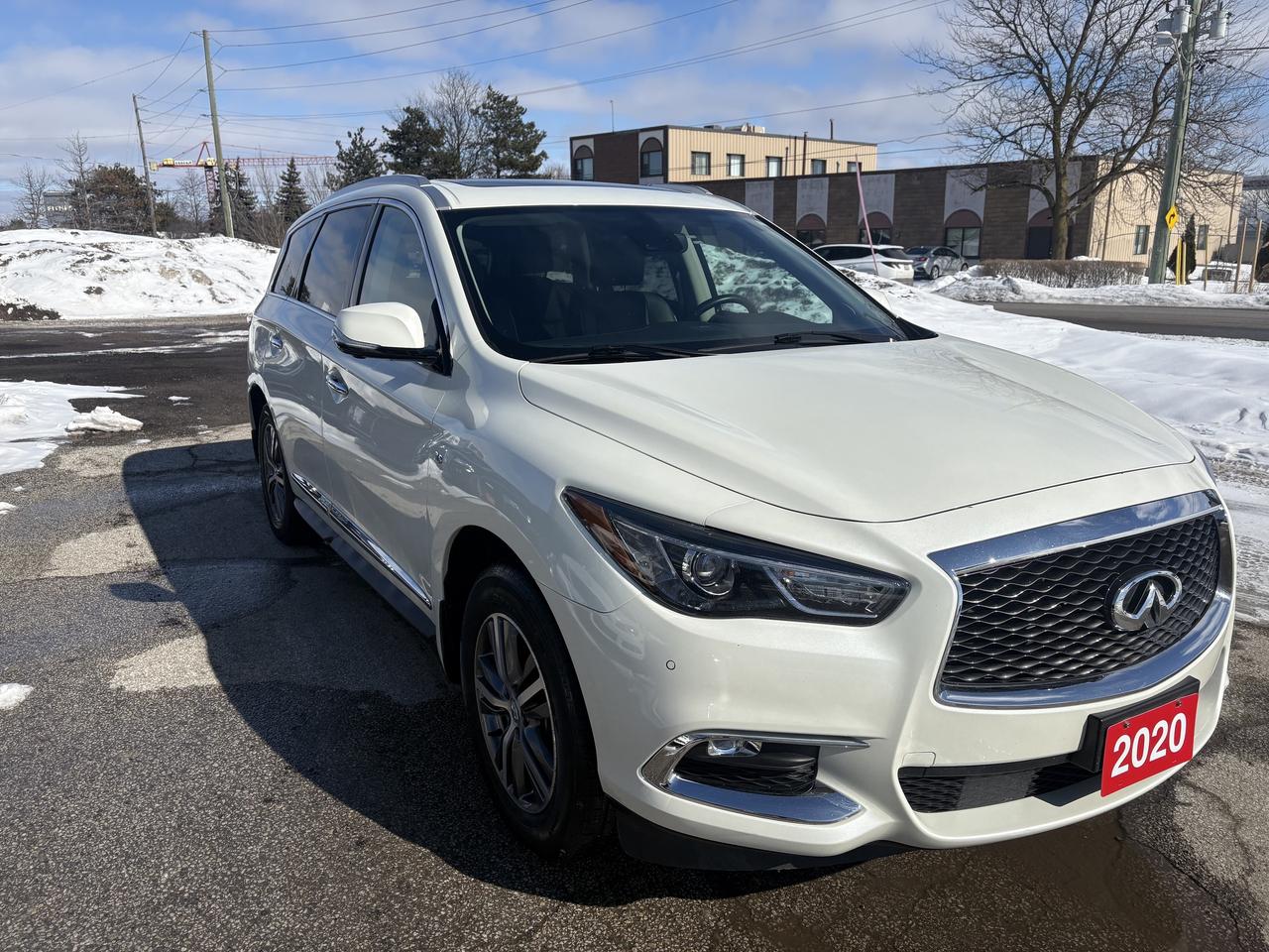 2020 Infiniti QX60 Essential AWD -Ltd Avail- Photo