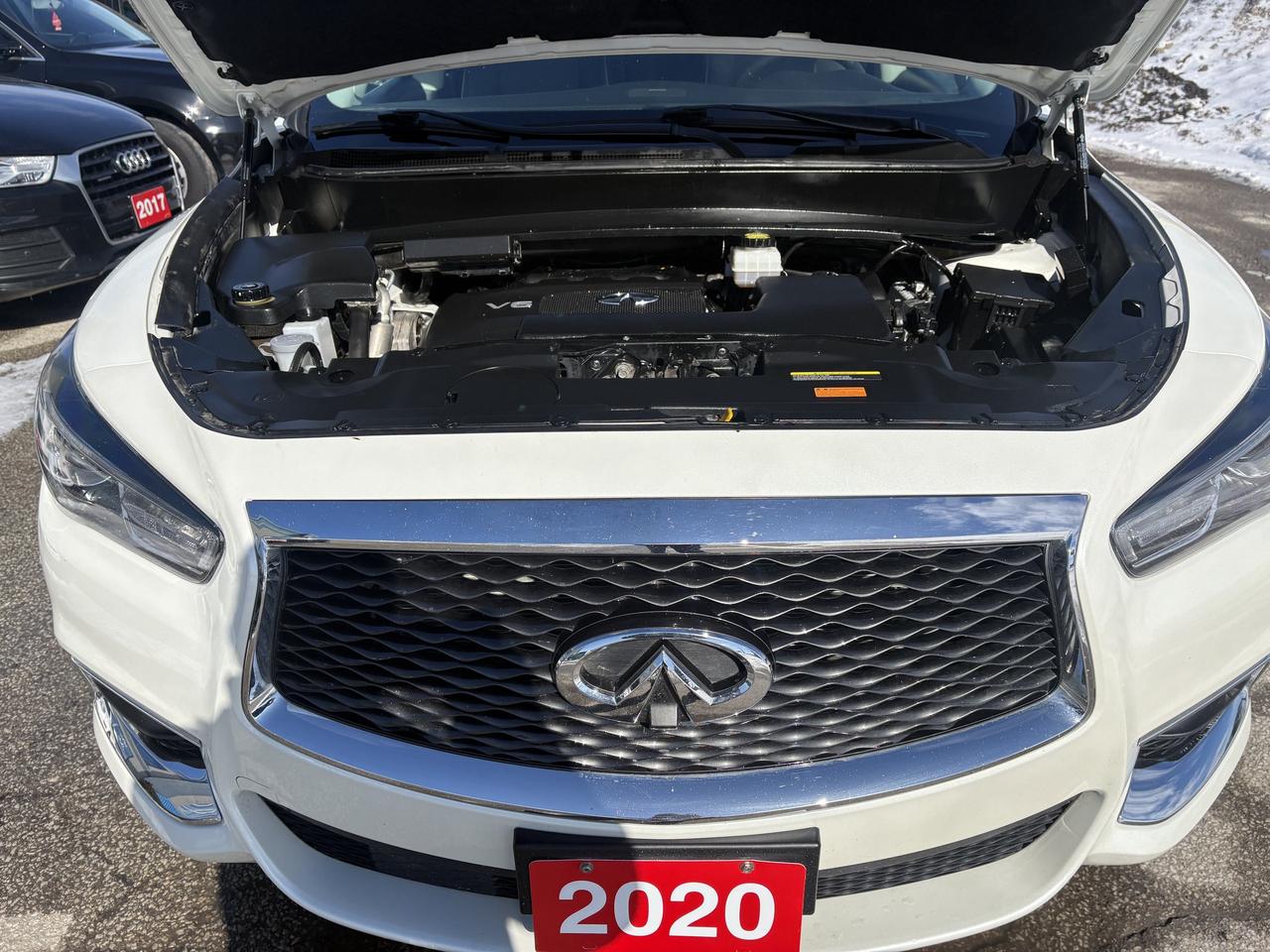 2020 Infiniti QX60 Essential AWD -Ltd Avail- Photo