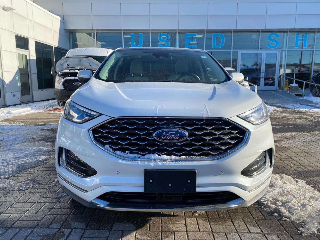 2024 Ford Edge TITANIUM 4DR ALL-WHEEL DRIVE Photo2