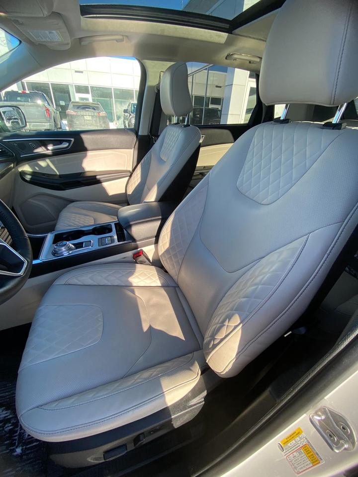 2024 Ford Edge TITANIUM 4DR ALL-WHEEL DRIVE Photo