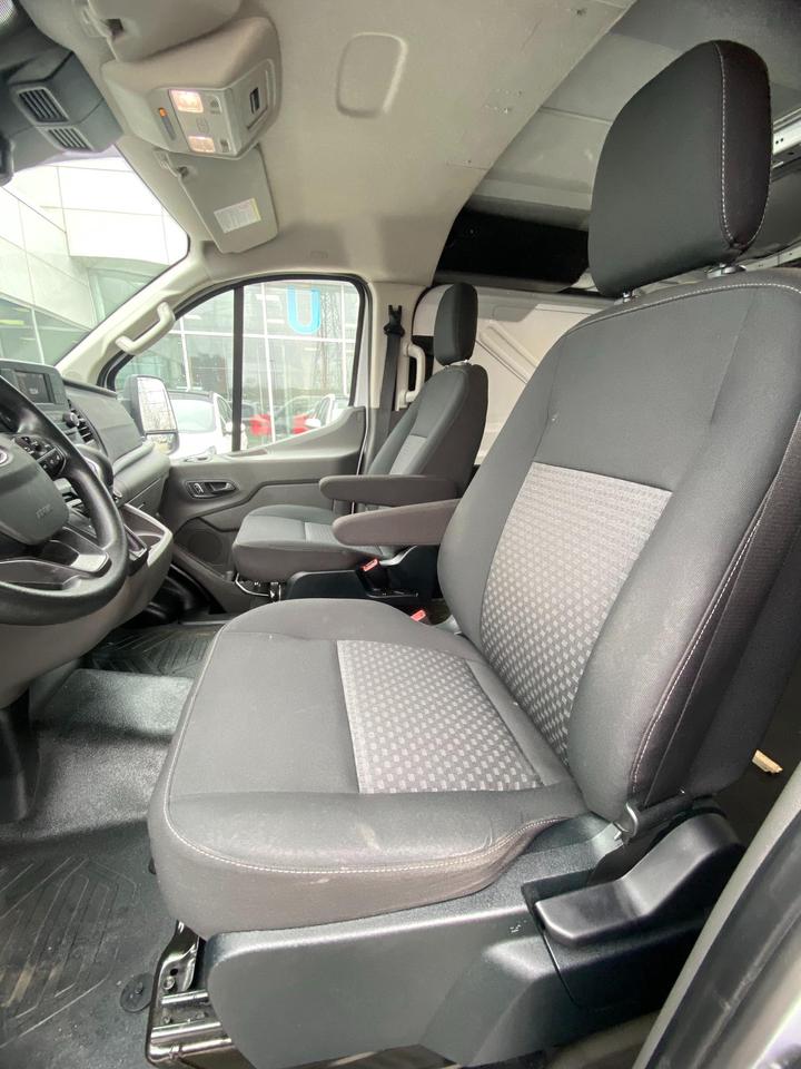 2023 Ford Transit-150 Cargo  Photo