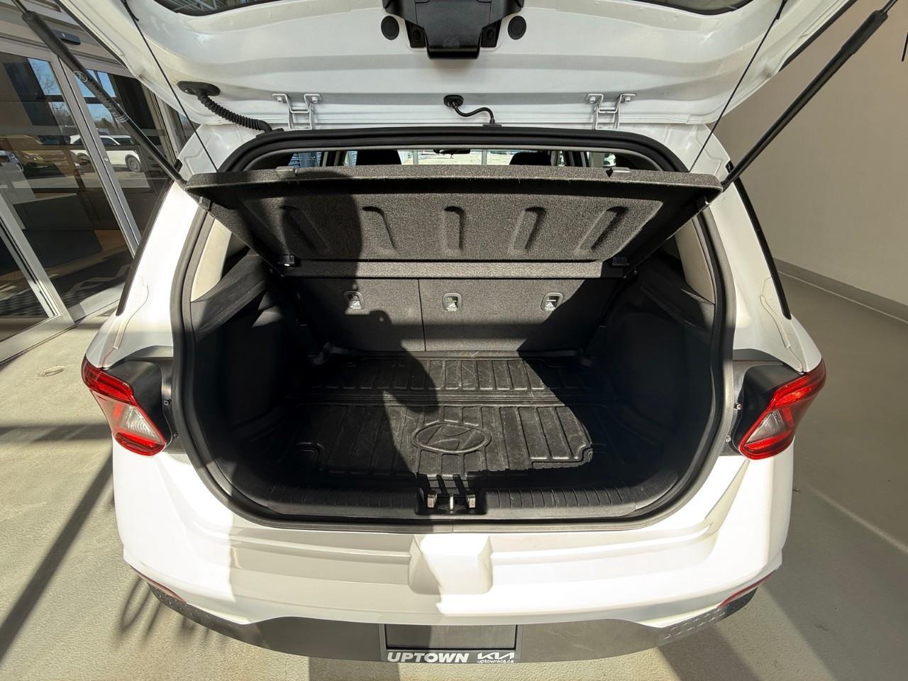 2023 Hyundai Venue Essential 4dr Front-Wheel Drive Photo