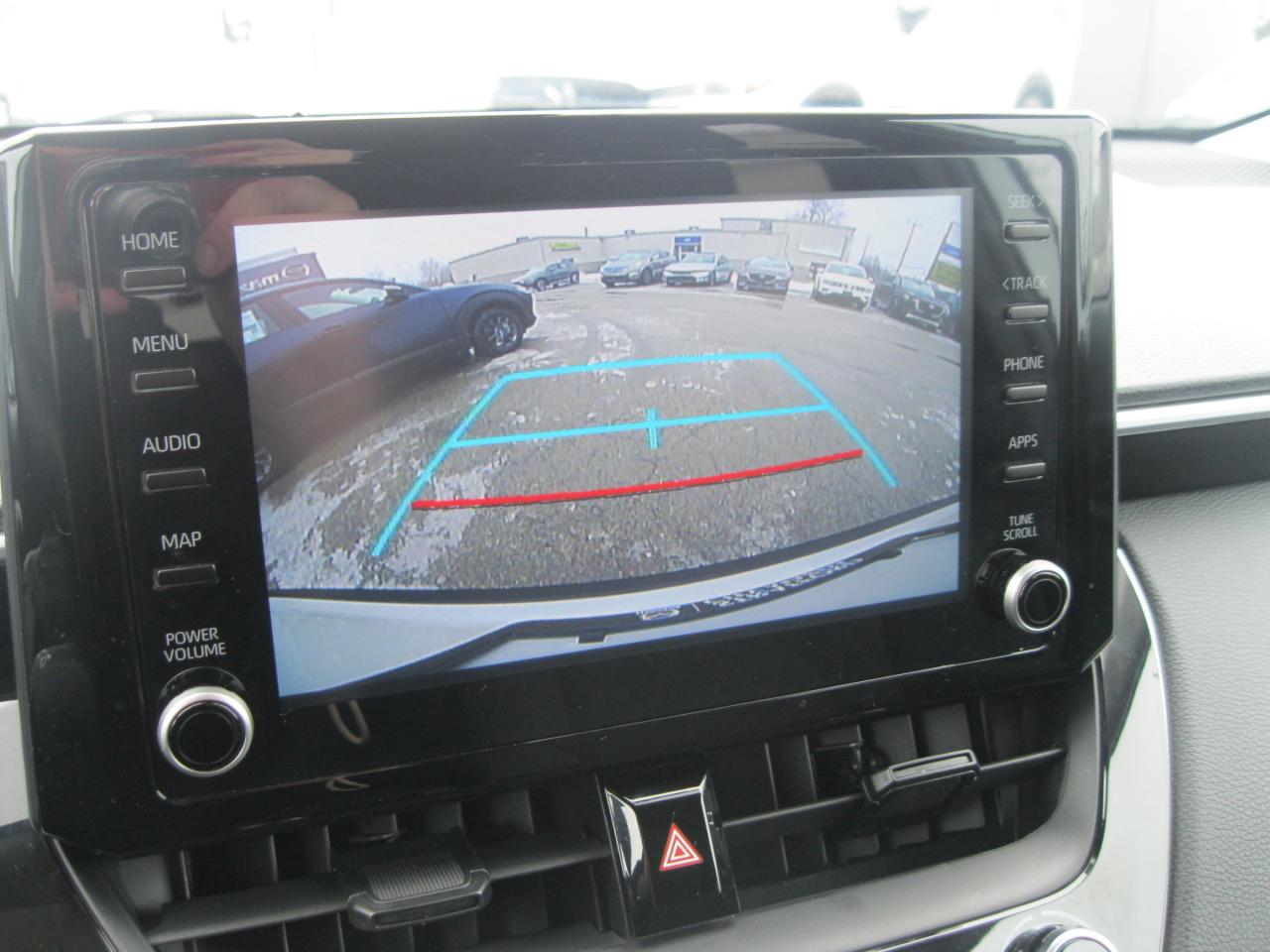 2022 Toyota Corolla Cross LE 4dr All-Wheel Drive Photo