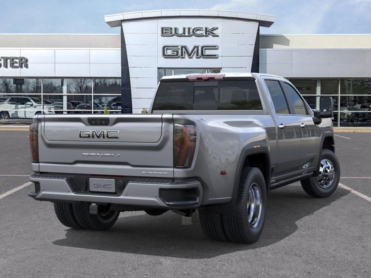 2026 GMC Sierra 3500HD 4WD Crew Cab Long Box Denali Ultimate Photo4