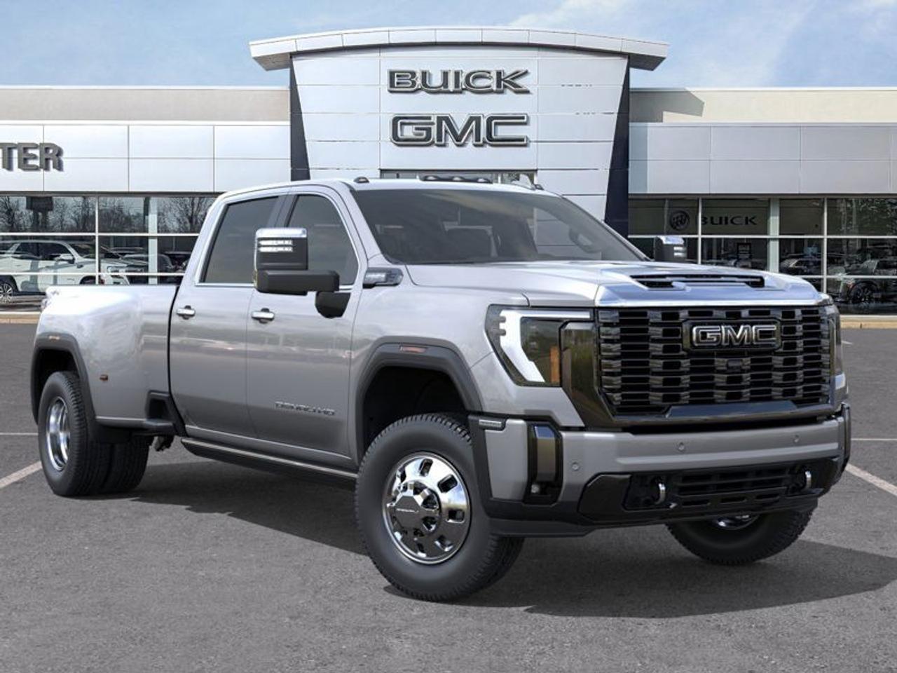 2026 GMC Sierra 3500HD 4WD Crew Cab Long Box Denali Ultimate Photo