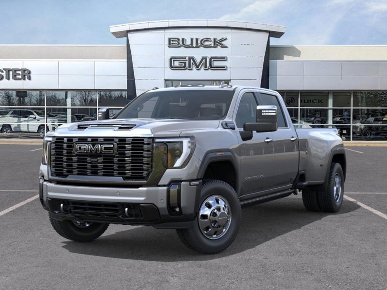 2026 GMC Sierra 3500HD 4WD Crew Cab Long Box Denali Ultimate Photo