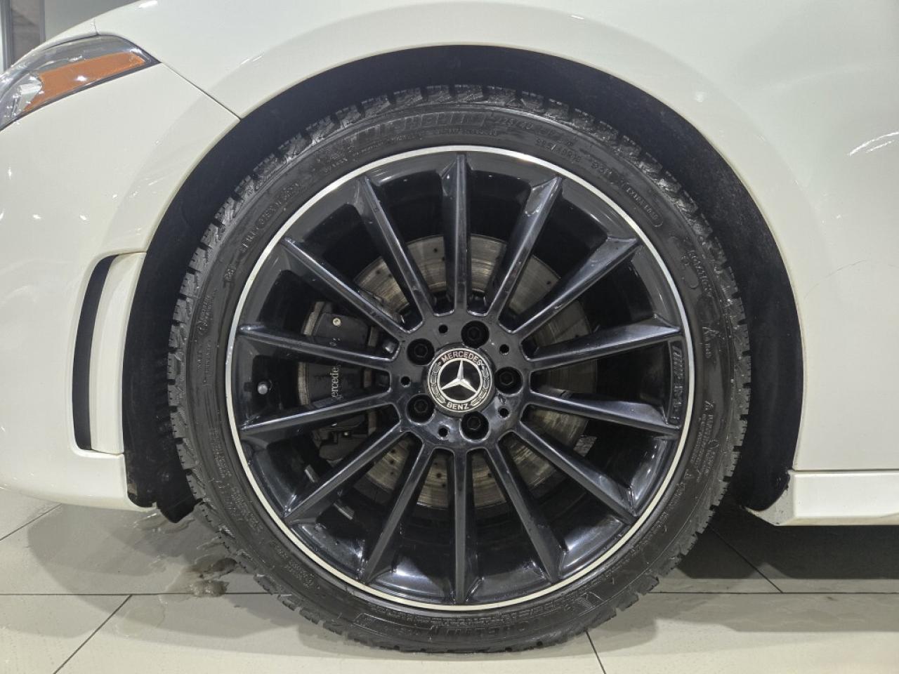 2020 Mercedes-Benz A-Class SPORT PKG 4MATIC HATCH 19 Black Alloys NO ACCIDENT Photo