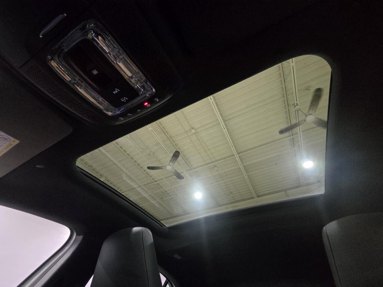 2020 Mercedes-Benz A-Class SPORT PKG 4MATIC HATCH 19 Black Alloys NO ACCIDENT Photo